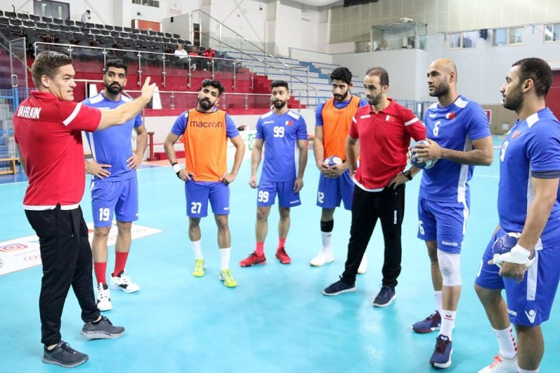 "أحمر اليد" يتجهز لملاقاة العراق وديًا