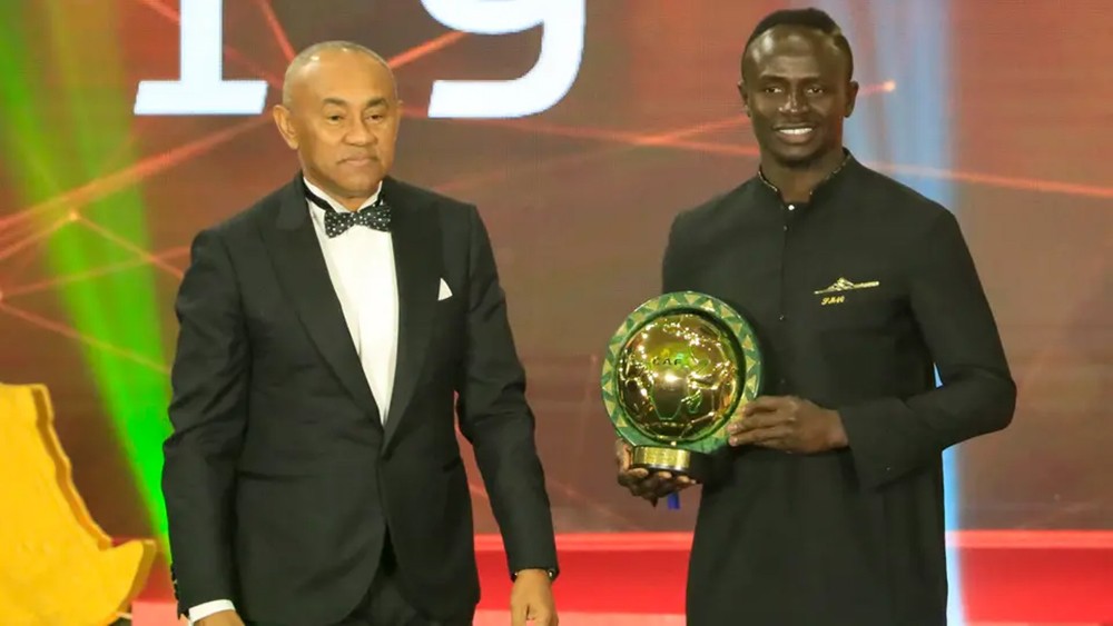 السنغالي ماني يتوج بجائزة أفضل لاعب في إفريقيا