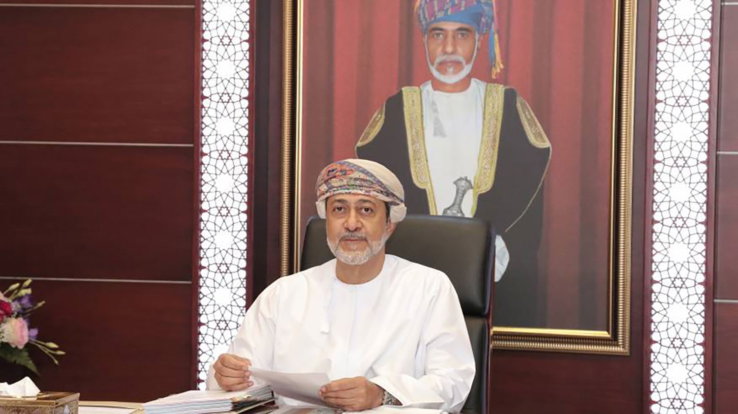من هو هيثم بن طارق سلطان عمان الجديد؟