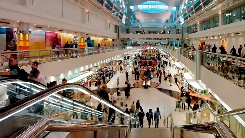 مطارات دبي: تأثر مواعيد بعض الرحلات بسبب الأمطار