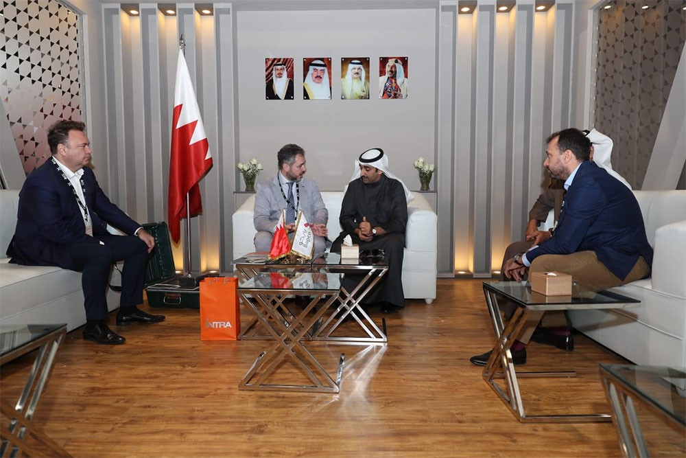 وزير النفط يجتمع مع عدد من الشركات الروسية  