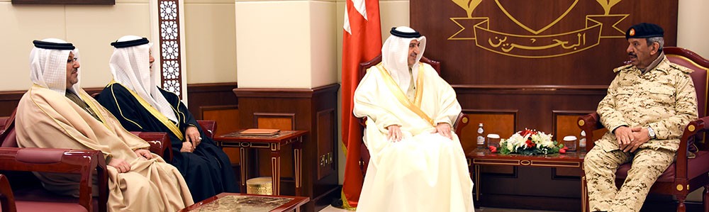 القائد العام يستقبل سفراء البحرين لدى مصر وإيطاليا والكويت
