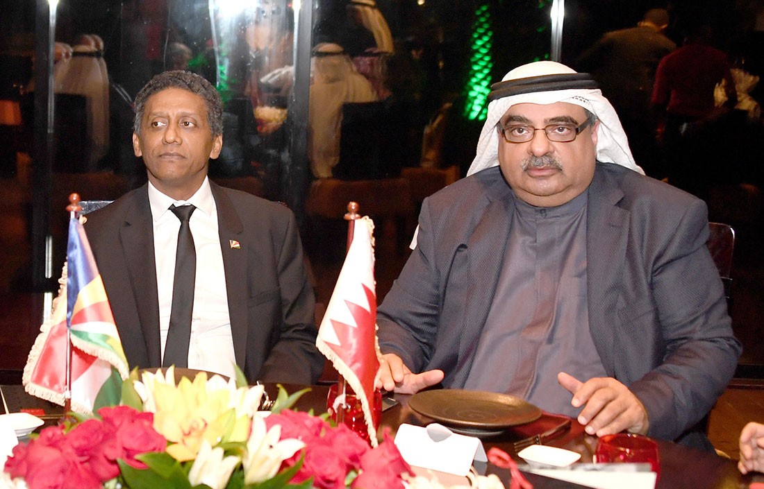  سمو الشيخ سلمان بن خليفة يقيم مأدبة عشاء على شرف رئيس جمهورية سيشل‎