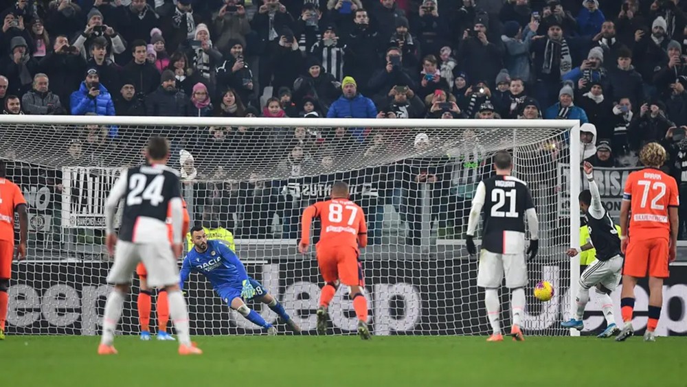 يوفنتوس يبلغ ربع نهائي كأس إيطاليا برباعية أودينيزي