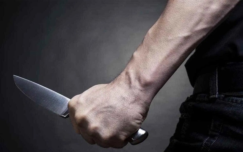 الكويت: شاب ينهي حياة ابن عمه نحراً بساطور 