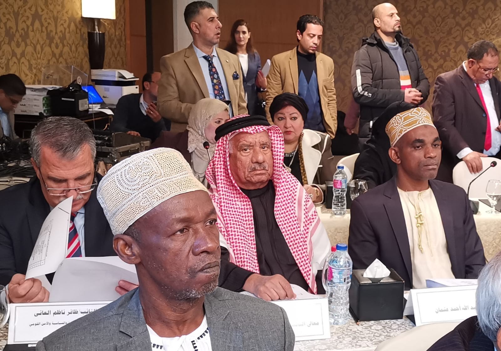 الزايد وجمشير يؤكدان تأييدهما لقرارات البرلمان العربي برفض التدخل في ليبيا وسوريا واليمن والعراق ولبنان