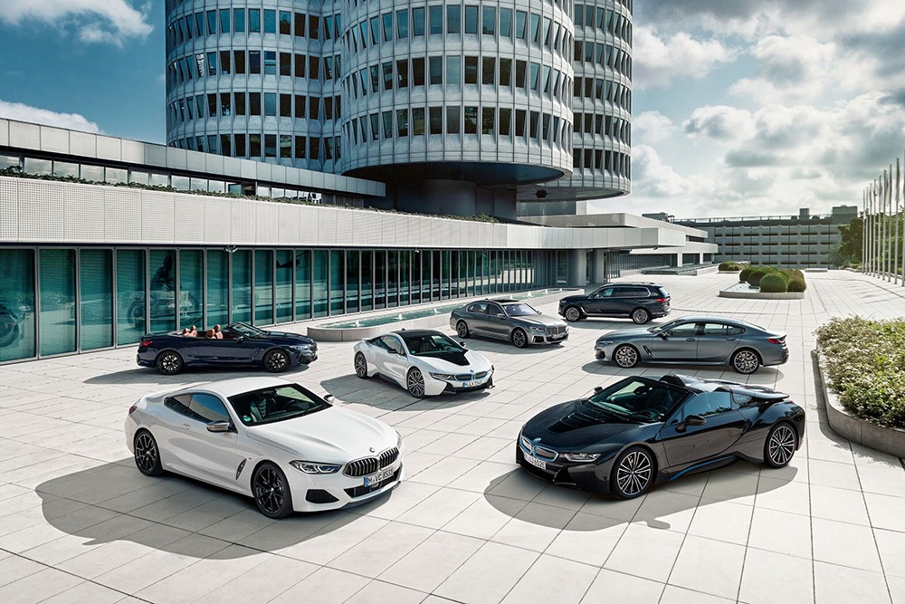 BMW تسلم عددًا قياسيًا من السيارات خلال 2019