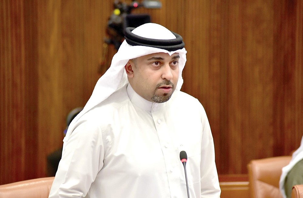 العباسي : على "الاشغال"  ان تتحمل تبعات سماحها بالكراف وإعطاء التراخيص