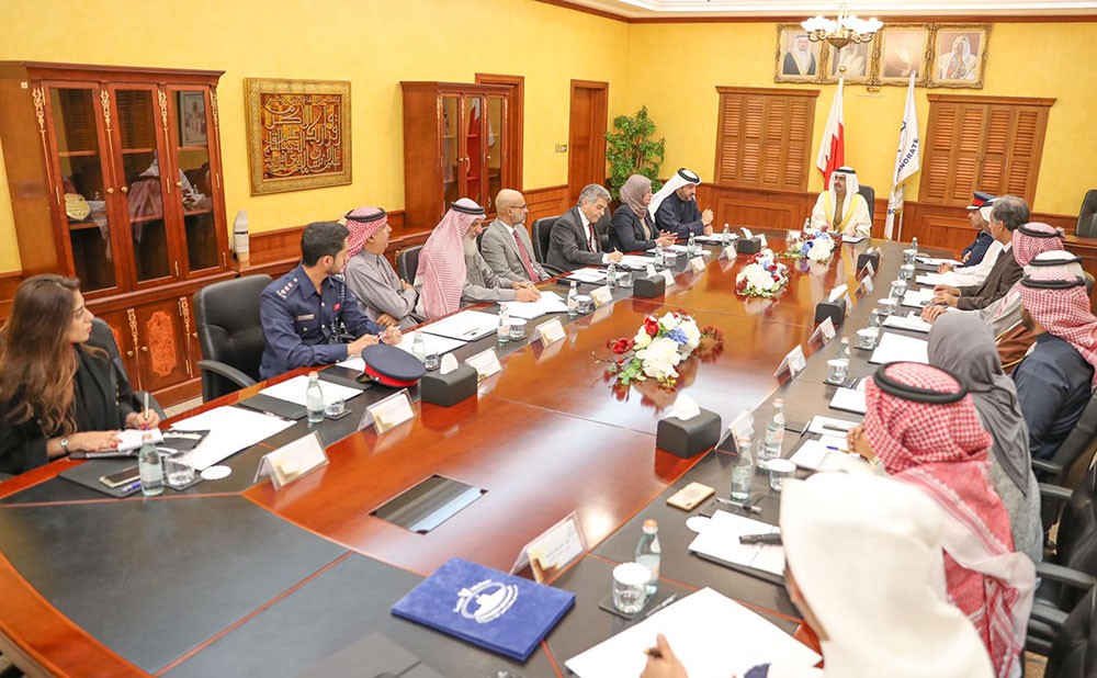 سمو محافظ الجنوبية يستعرض آخر مستجدات المشاريع التنموية في الرفاع وتطوير عين حفيرة
