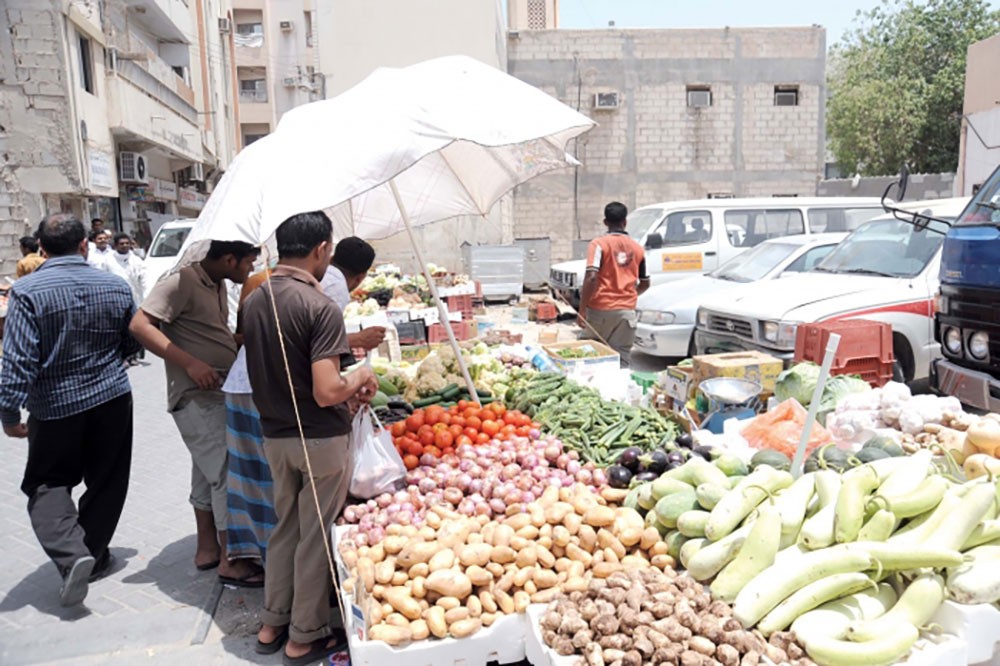  اقتراح برغبة لوقف ظاهرة الباعة الجائلين الأجانب