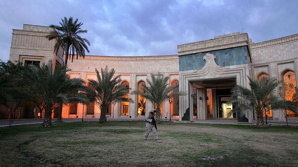 العراق يعلن رفضه القاطع "للعدوان" على السفارة الأميركية