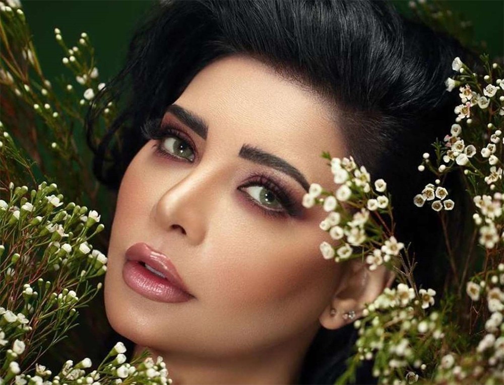 لمياء طارق تحتد على متابعاتها بسبب أصولها المصرية