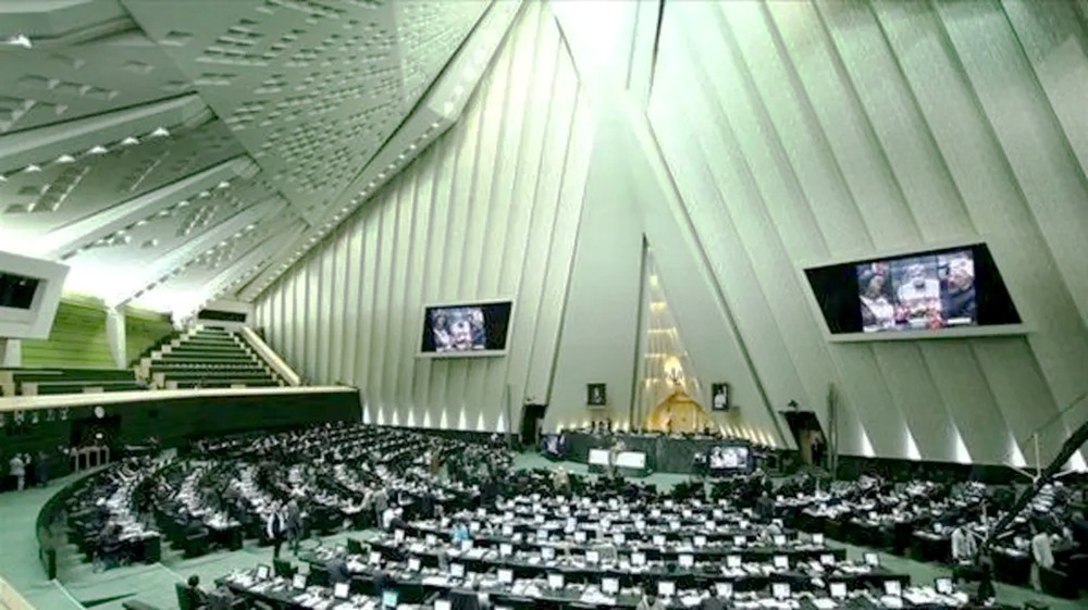 برلمان إيران: اقتراح بالانسحاب من معاهدة منع الانتشار النووي