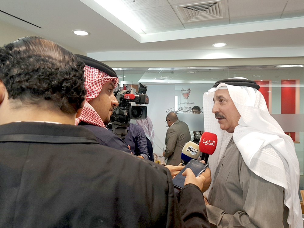 "متى تستانس ومتى تتضايق" وأنت تتابع "السوشال ميديا"؟