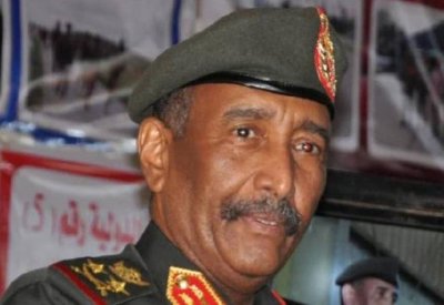 بومبيو للبرهان: أميركا ستطور العلاقات مع السودان
