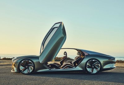 Bentley EXP 100 GT تحصل على لقب "أجمل سيارة نموذجية للعام"