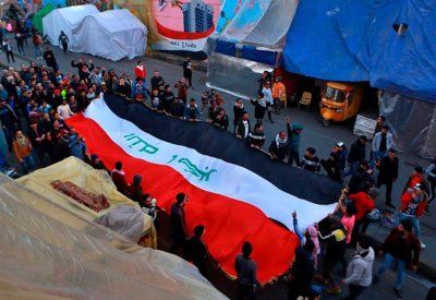 بعد انتهاكات أنصاره.. الصدر يطلب انسحاب القبعات الزرق