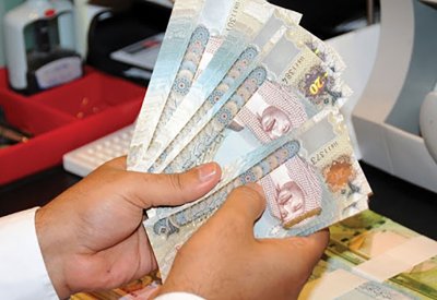 10 سنوات لشاب يموّل الإرهاب بنقل الأموال من مكان لآخر