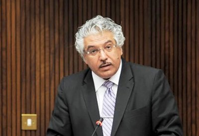 حمزة : 90 % من إداريي الجامعة بحرينيين و66 في الطاقم الاكاديمي