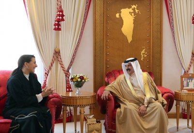 جلالة الملك يستقبل وزيرة الدولة للأمن الغذائي بالإمارات