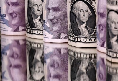  الليرة التركية إلى أقل مستوى منذ مايو 