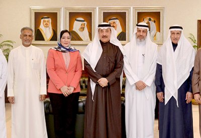 حميدان يلتقي بالفريق المؤسس لجمعية خيرية في مدينة سلمان