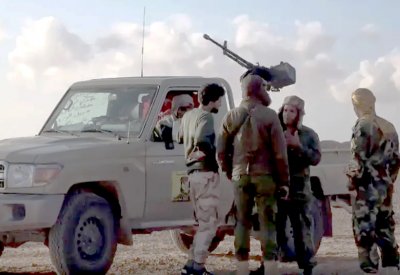 الجيش الليبي يستدرج ميليشيات مصراتة ويقصفها بأبوقرين