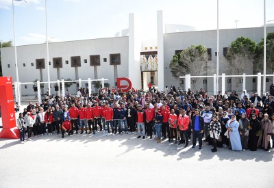 منتخب البحرين الوطني لكرة القدم يشارك في احتفالات بتلكو بيوم البحرين الرياضي