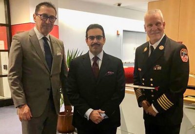 معالي سفير مملكة البحرين لدى الولايات المتحدة الأمريكية يلتقي مفوض إدارة الإطفاء في مدينة نيويورك
