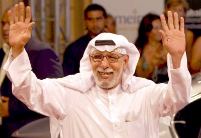 تكريم الصلال في مهرجان المسرح الكويتي