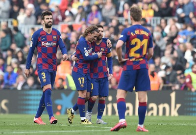  برشلونة يشعل سباق الصدارة بفوز صعب على خيتافي 