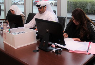 "الكهرباء": 138.6 ألف دينار لاستبدال أعمدة بخدمات الجفير