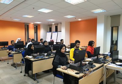 الصحة: نعمل على رفع الطاقة الإستيعابية لمركز إتصال "كورونا" 444