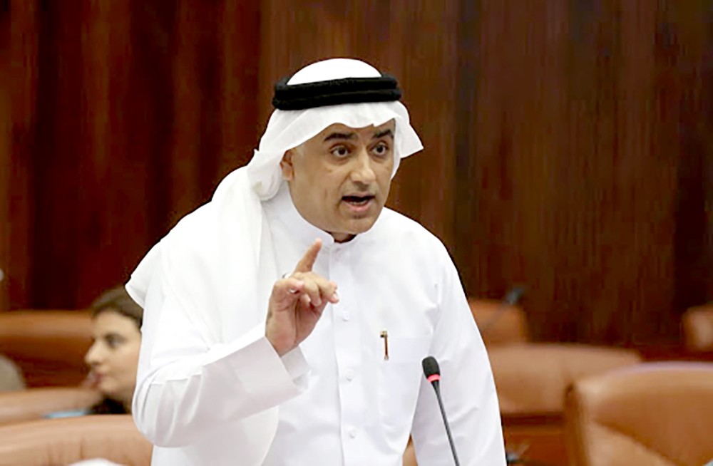 الصالح: 2434 أجنبي  فارق العدد بين "الخدمة" و"سوق العمل"..فنصدق من؟