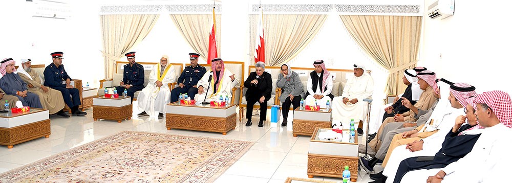 محافظ وأهالي المحرق: قوة الدفاع هي الدرع الحصين ومصنع الرجال وهي عز الوطن وكرامته