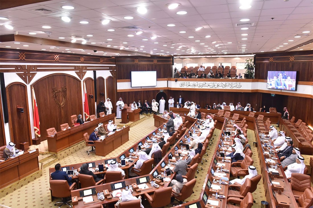 منح المطلقة والأرملة والعزباء بيوت تمليك بدلا من الشقق المؤقتة