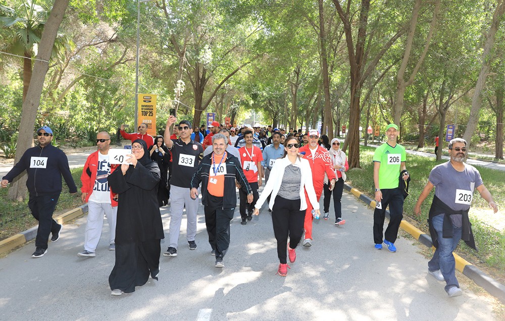 جامعة البحرين تعدُّ برنامجاً منوَّعاً لليوم الرياضي