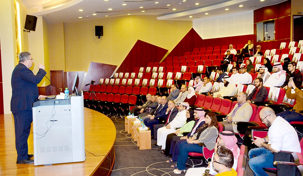 "العلوم التطبيقية" تلتقي موظفيها وطلبتها الجدد ضمن فعاليات يوم التهيئة للموظفين والطلبة