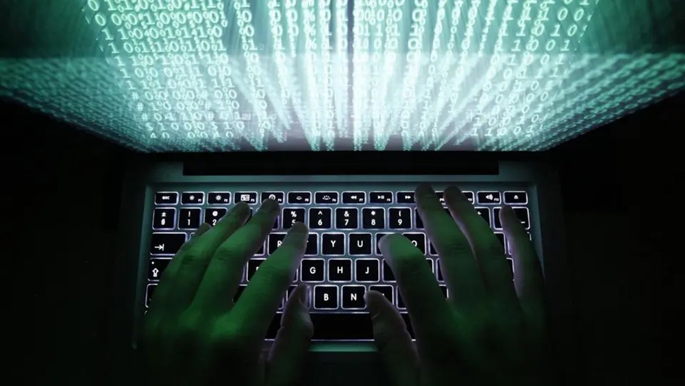 واشنطن تتهم 4 عسكريين صينيين بأكبر اختراق لبيانات الأميركيين