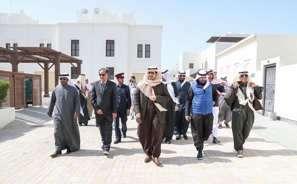 سمو محافظ الجنوبية يشارك في فعاليات يوم البحرين الرياضي
