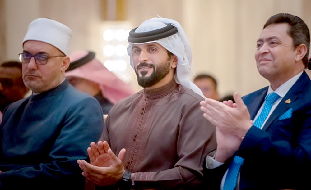 سمو الشيخ ناصر بن حمد يشيد بدعم واهتمام جلالة الملك المفدى للعمل الخيري والإنساني