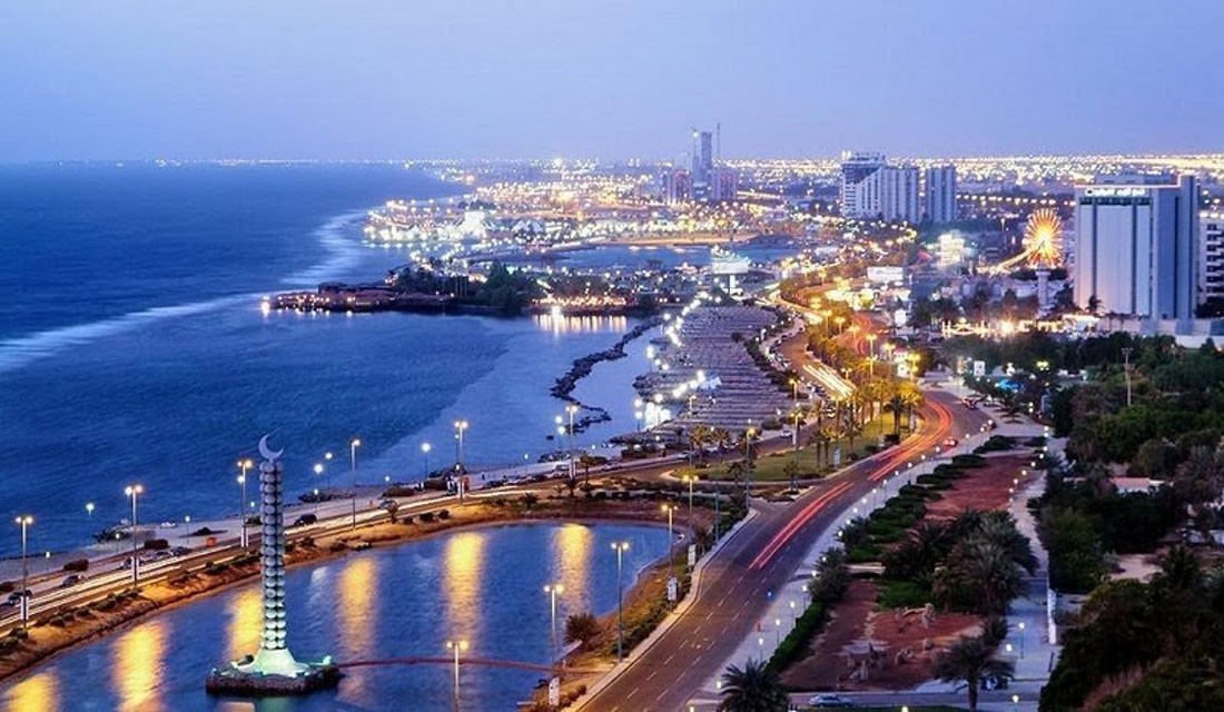 "صيني" يلقي بنفسه من الدور الثالث لتشخيص إصابته بكورونا في السعودية