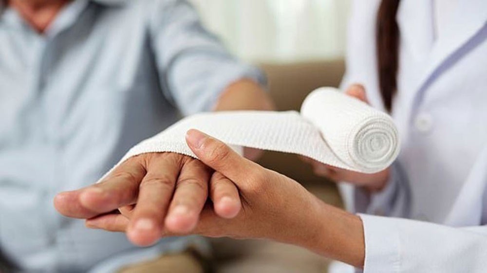 ضمادة ذكية تكشف الالتهابات البكتيرية.. بهذه الطريقة