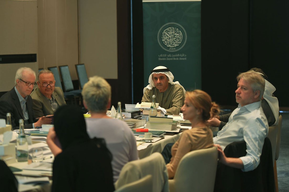 الهيئة العلمية لجائزة الشيخ زايد للكتاب تعتمد القوائم القصيرة للدورة الرابعة عشرة