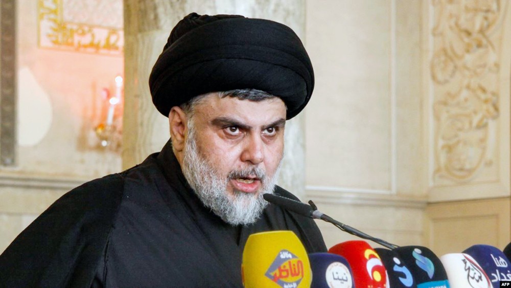 العراق.. الصدر يلوح بالشارع إذا لم يقر تشكيل الحكومة