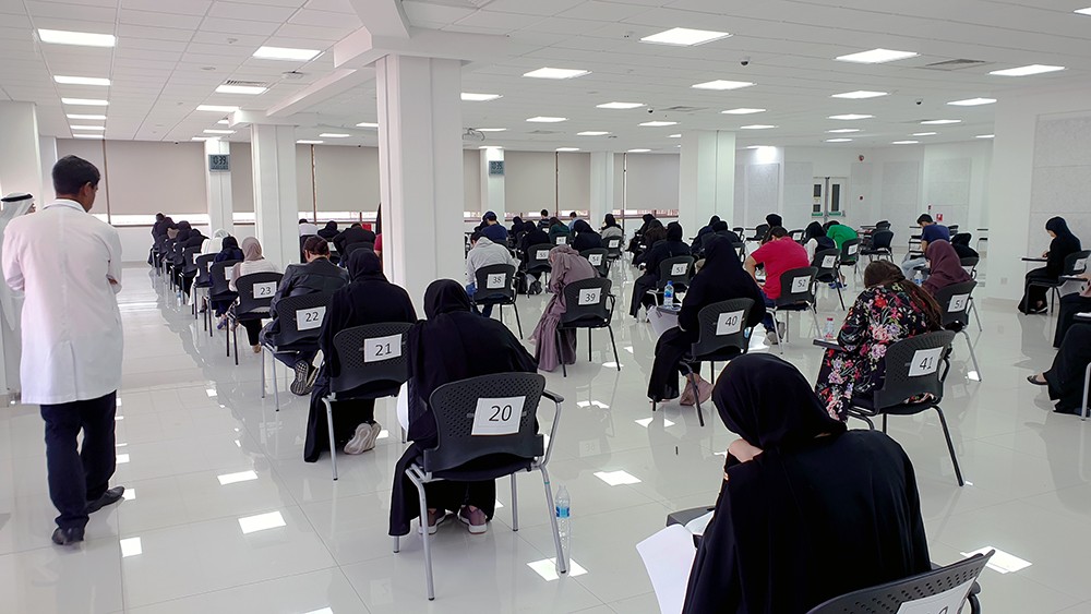 بدء تقديم امتحانات تحديد المستوى لخريجي الجامعات الصينية بجامعة الخليج العربي