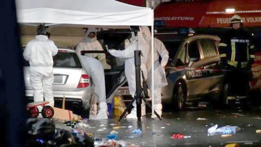ألمانيا.. 52 جريحاً بينهم 18 طفلاً بحادث دهس خلال كرنفال