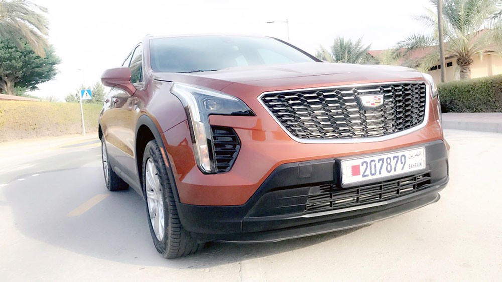تجربة قيادة “كاديلاك XT4” الصغيرة
