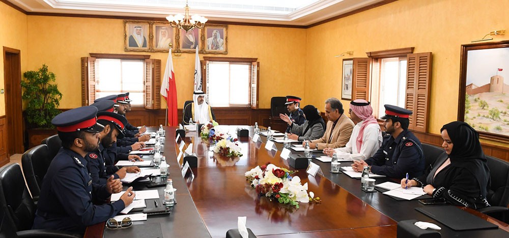 سمو محافظ الجنوبية يؤكد على أخذ احترازات السلامة بجدية وتلقي المعلومات من المصادر الرسمية