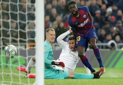  ريال مدريد يحسم الكلاسيكو والصدارة.. وهدف من أول لمسة 